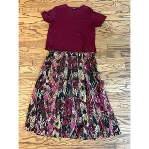 2 PC Laura Scott  T Shirt 2X V Neck Choices Maxi Skirt Flowy Floral Pleated